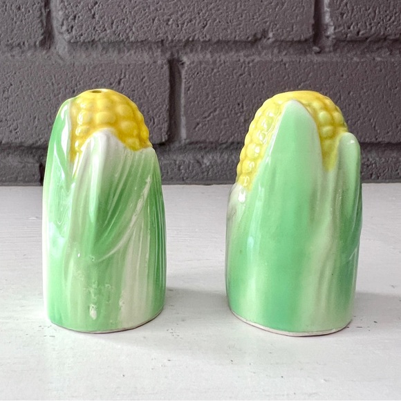 1960s VINTAGE Corn on the Cob Salt & Pepper Shaker Set Pair Husk - Picture 3 of 6